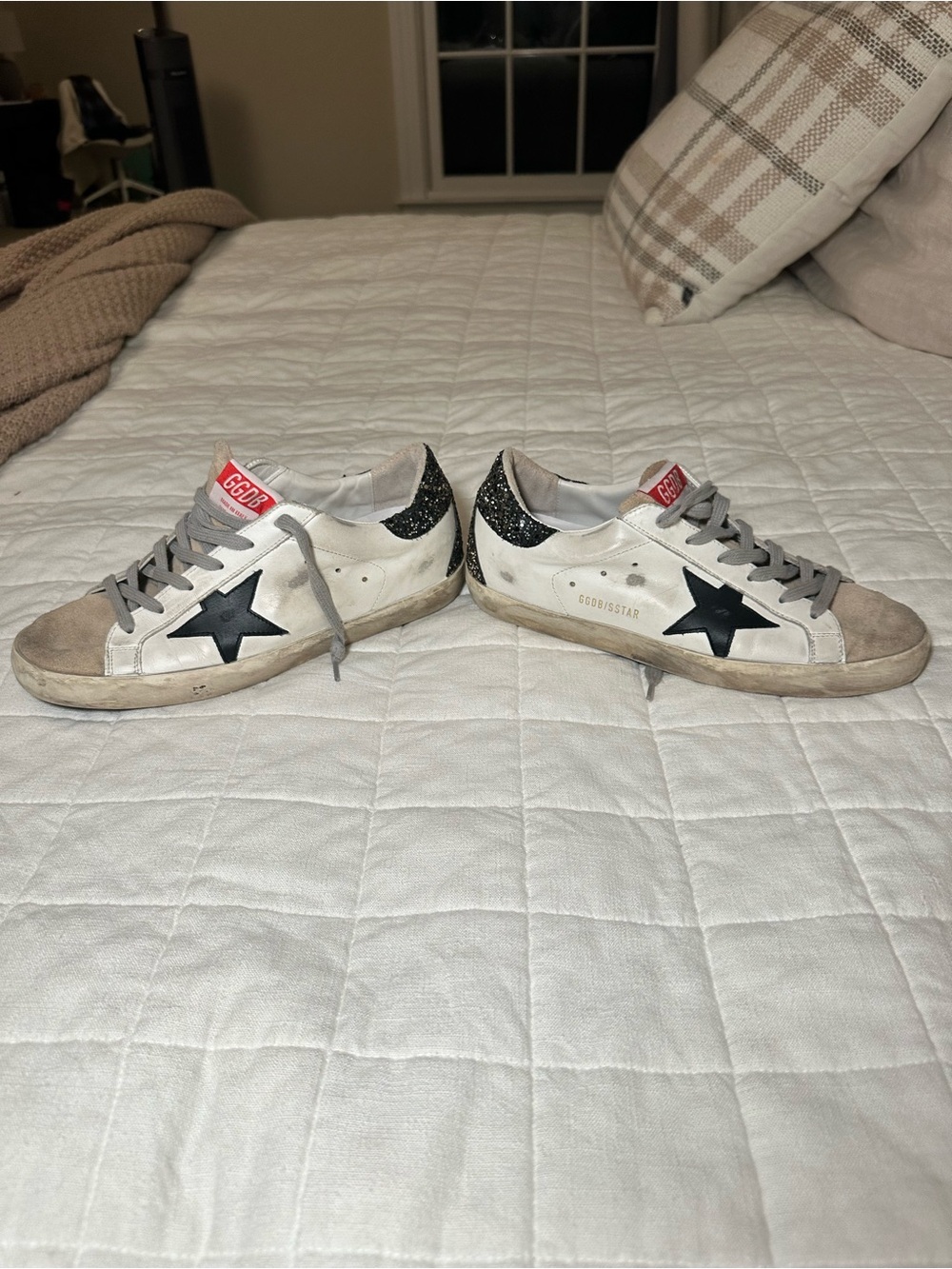 golden goose superstar low top sneakers
